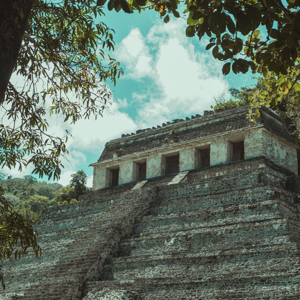 ancient mayan pyramids